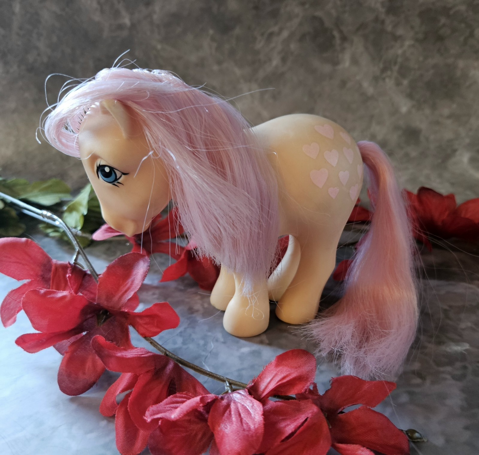 Vintage Peachy My Little Pony earth pony 1982 (Generation 1) G1 Hasbro.peach