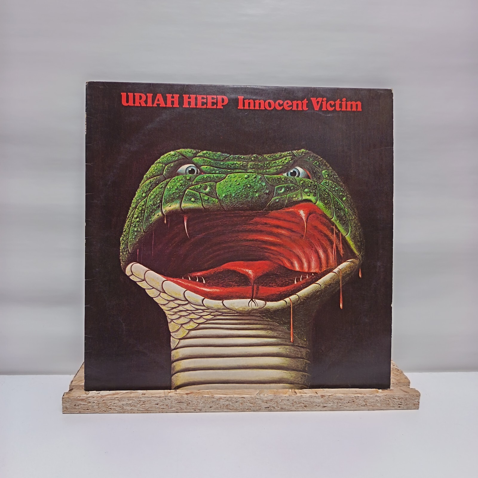 Uriah Heep innocent victim vinyl record VG+/VG+ BRON 504