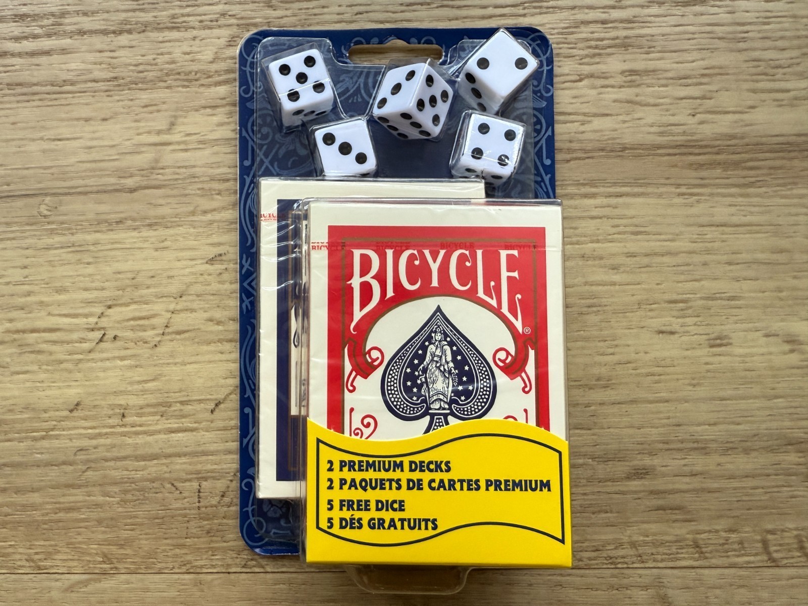 Carte da gioco sigillate blu bicicletta con 5 dadi (nuove, sigillate)