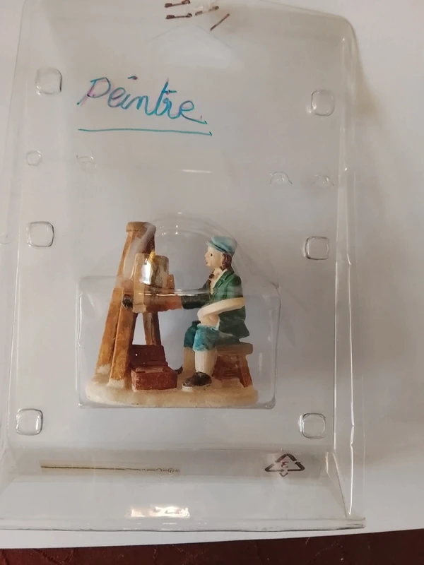 Figurine