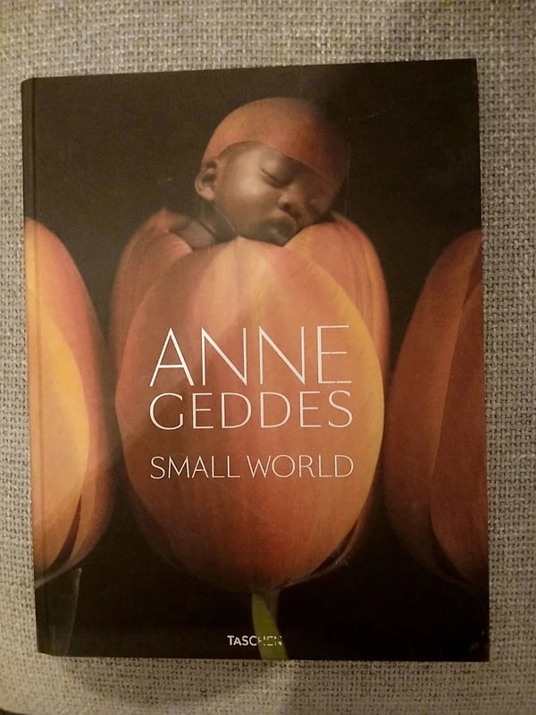 Hochwertiges Anne Geddes 'SMALL world' Buch - Taschen Verlag