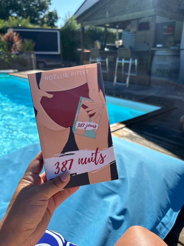 387 nuits