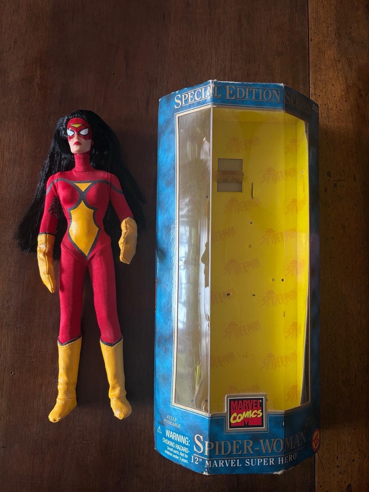 Toy Biz Marvel Spider-Woman Action Figure 12" Special Edition 1998