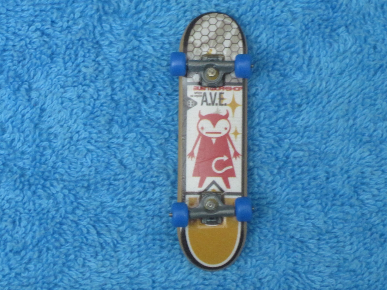 Anthony Van Engelen Alien Workshop Tech Deck mini tastiera 57 mm skateboard DC