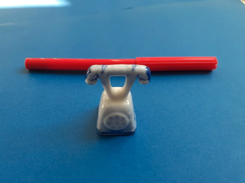 Miniatura telefono con cornetta in ceramica