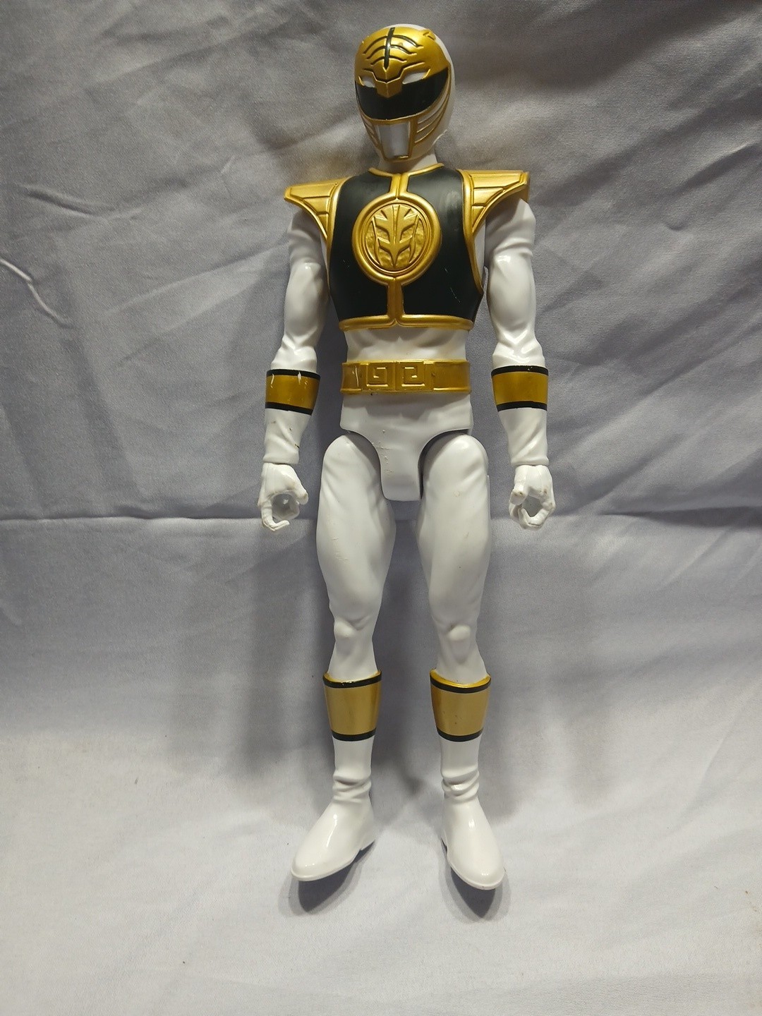 Figurina Power Rangers Legacy White Ranger 2021 alta 11" Hasbro