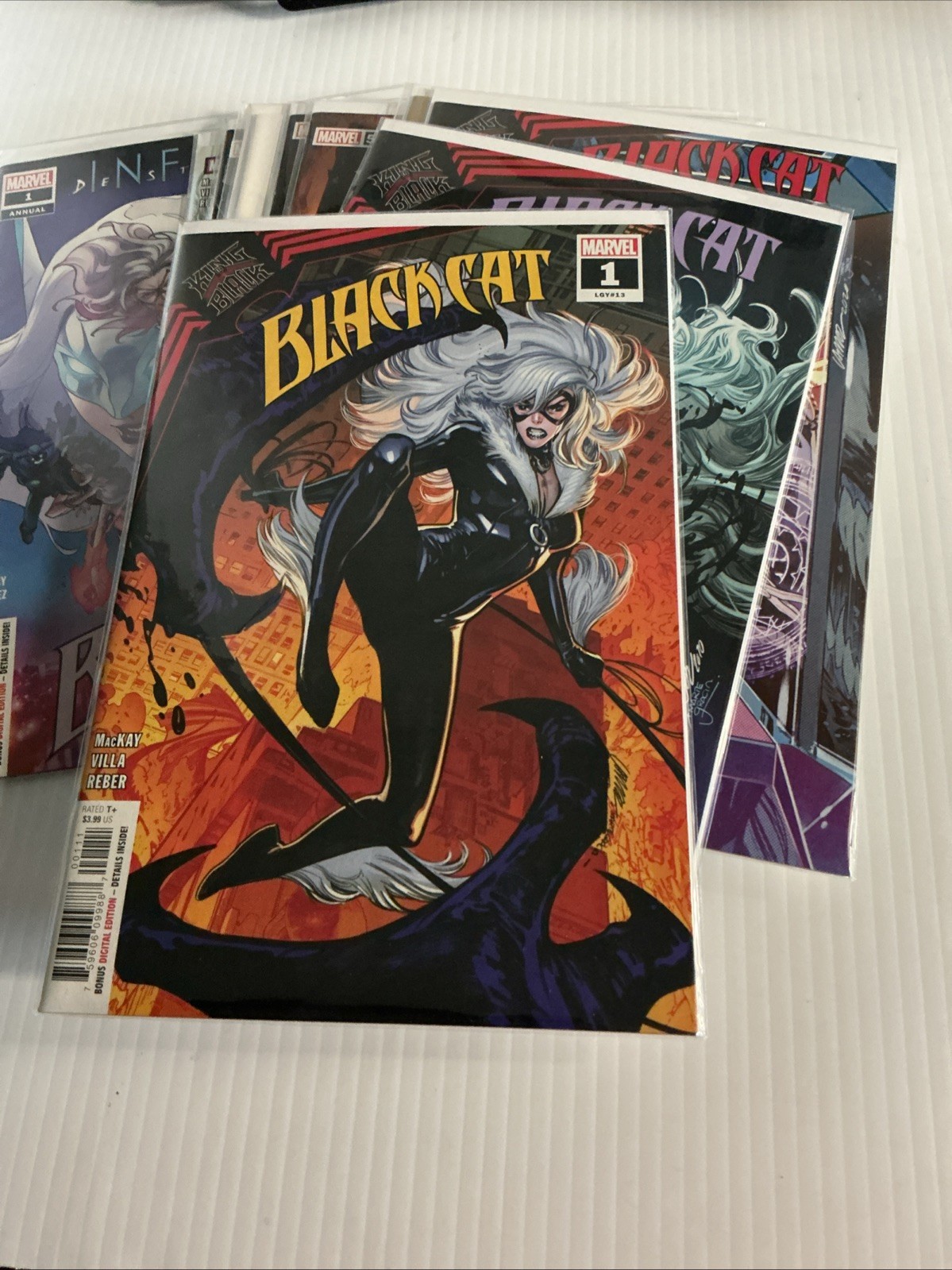 BLACK CAT #1-10 2021 SERIES  WITH ANNUAL NEAR MINT UNREAD   GREAT BUY