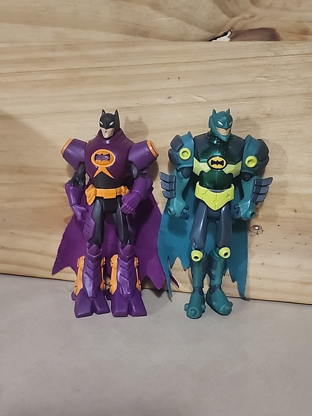 Mega Artiglio Batman & Magna-Suit Batman (Deluxe) lotto 2 giocattoli DC Comics 