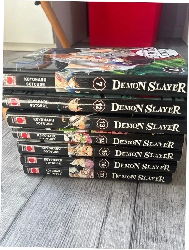 Lot de manga demon slayer