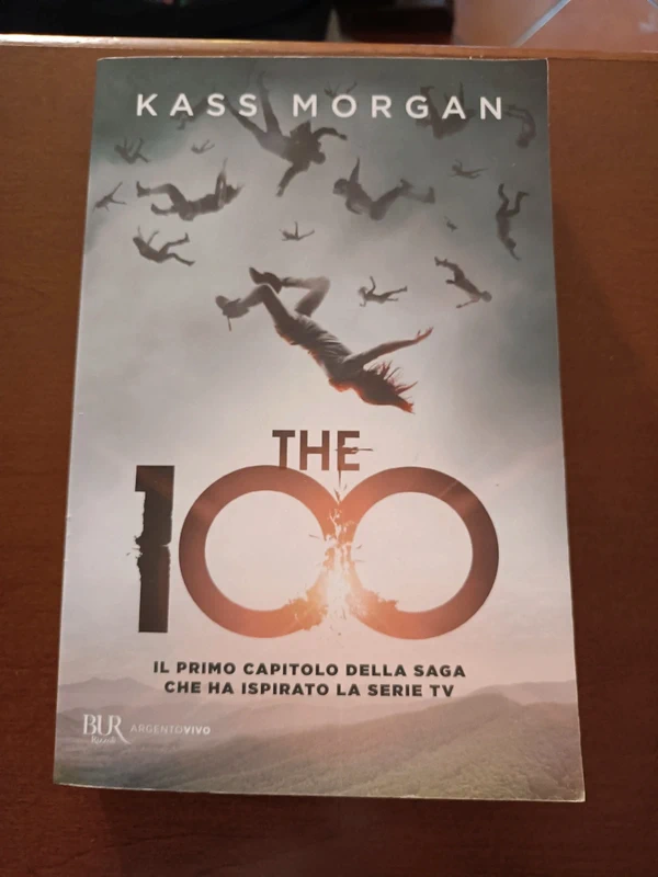 Libro per ragazzi "The 100"