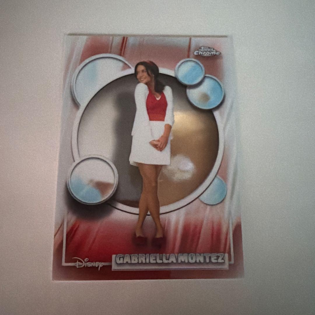 Carta Baseball Topps Chrome Disney Gabriella Montez 2026