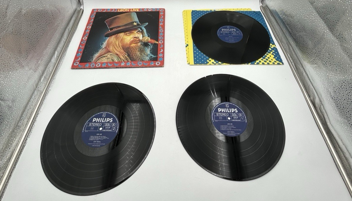 LEON RUSSELL "LEON LIVE" Triple Lp On AM Records