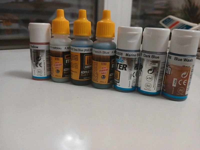 7 botes de pintura de 15-17 ml AMMO