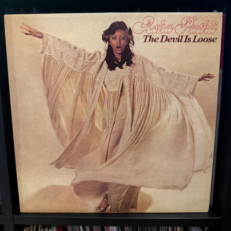 Vinile Asha Puthli - The Devil Is Loose LP (CBS 81443) Rare Cosmic Disco / Funk