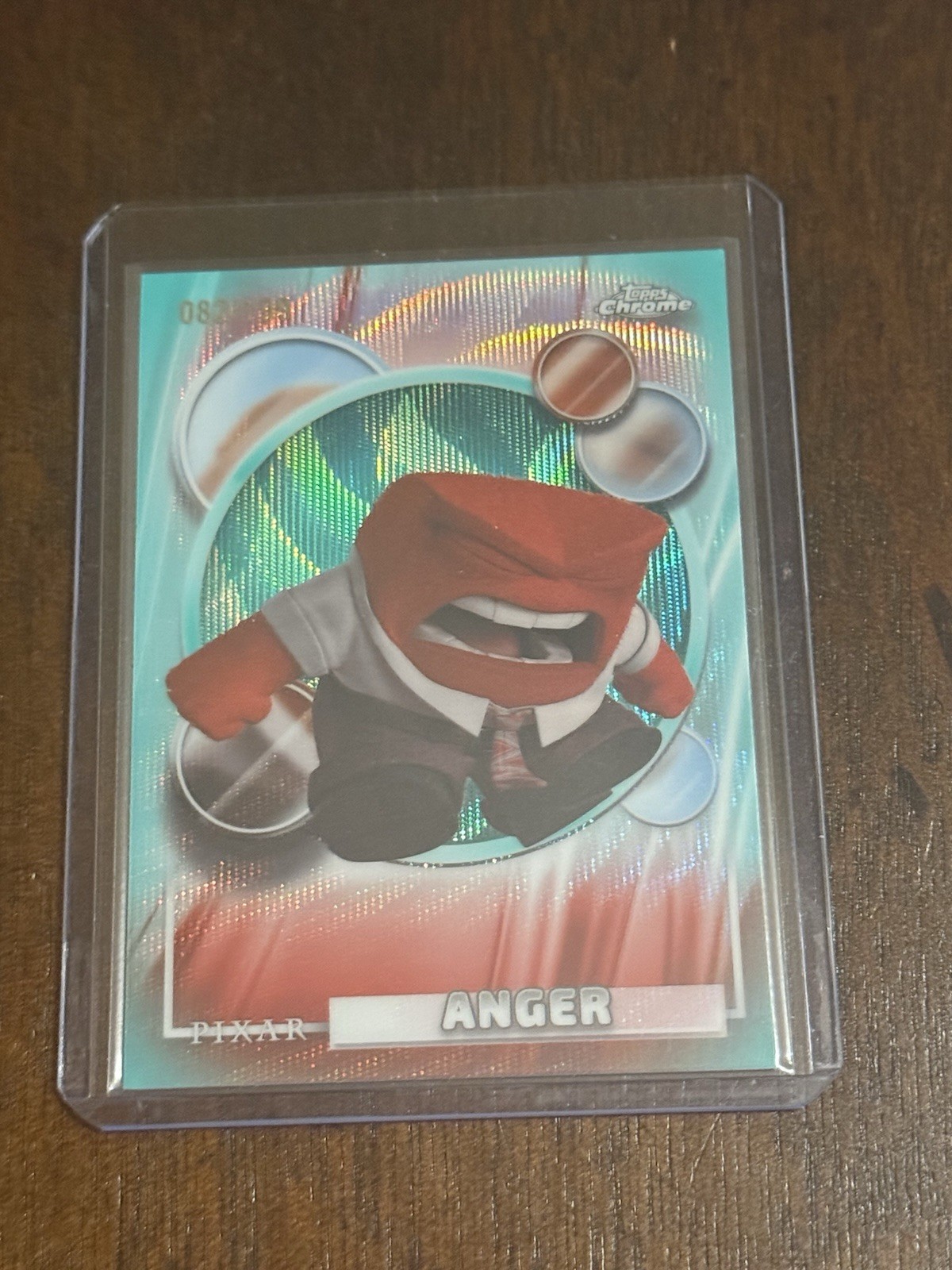 2026 Topps Chrome Disney Teal Wave rifrattore rabbia (dentro fuori) #082/199