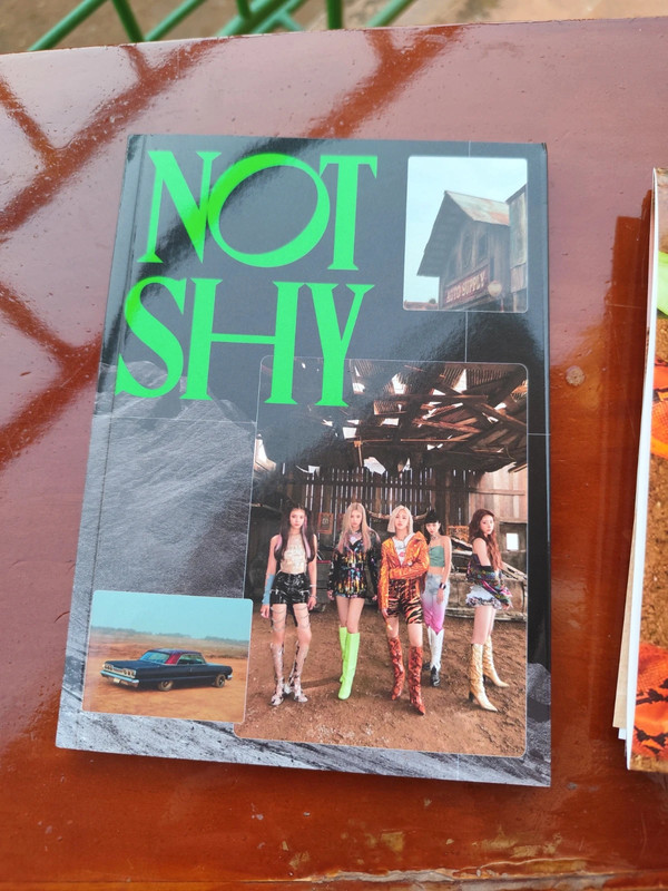 Itzy Not Shy Album 🚨 venta urgente LEER