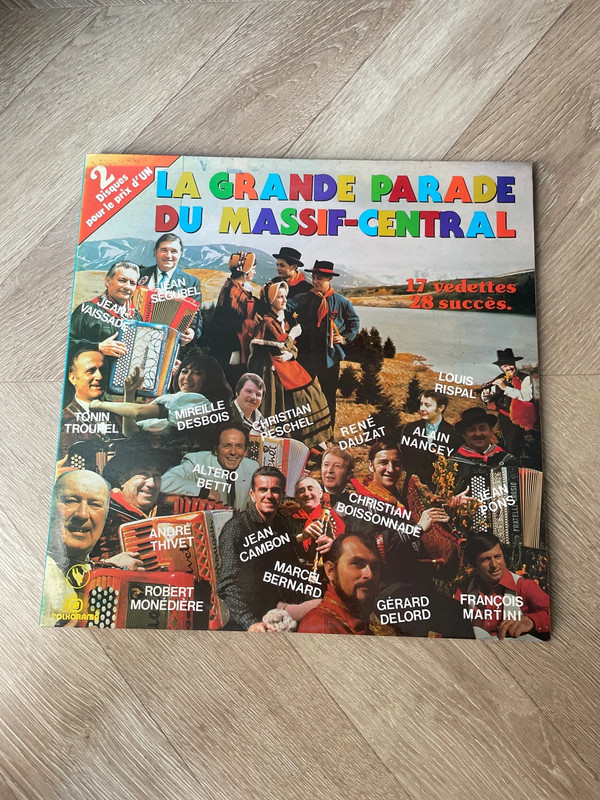 Vinyle La Grande Parade Du Massif-Central