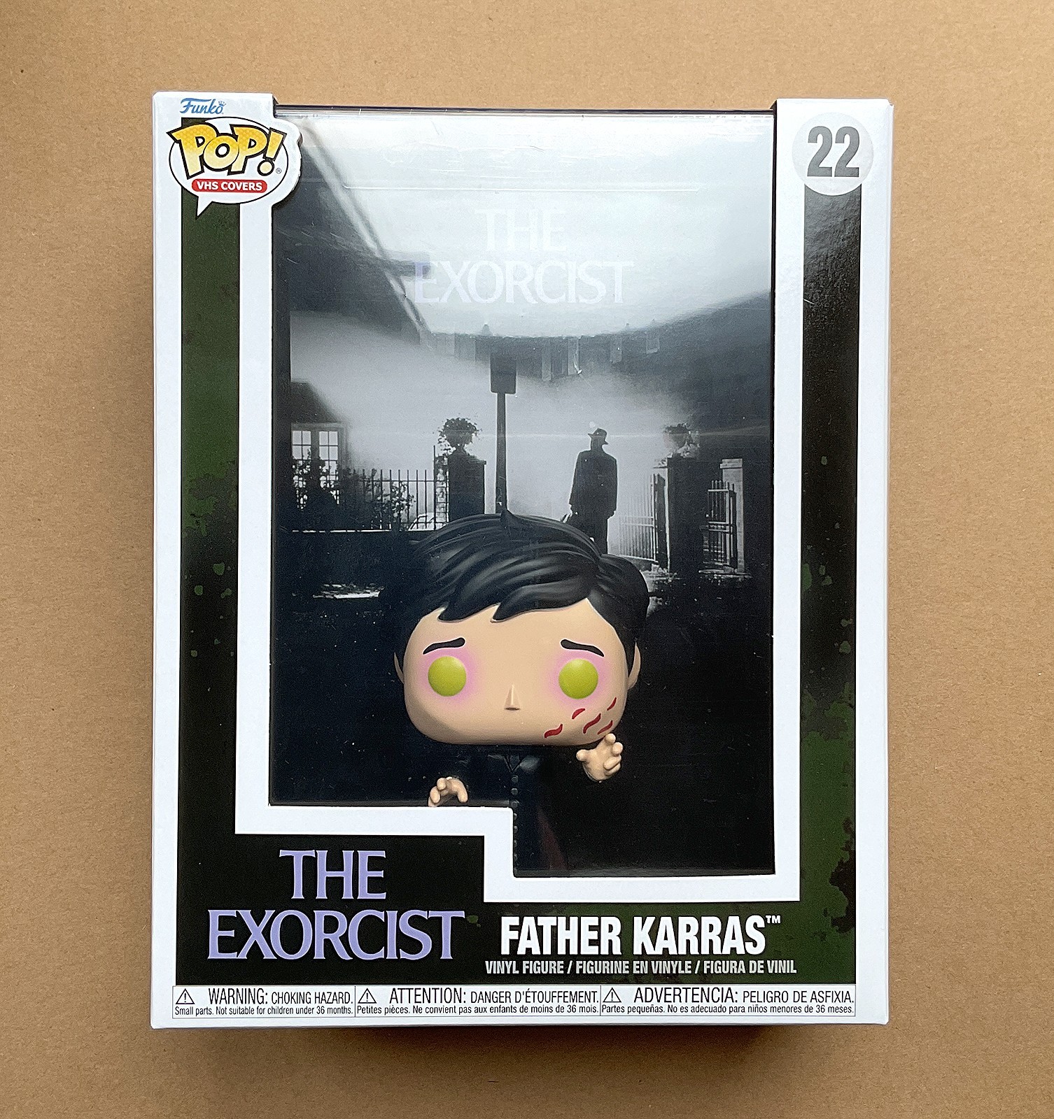 Funko Pop VHS Cover L'esorcista Padre Karras #22 (danni alla scatola)