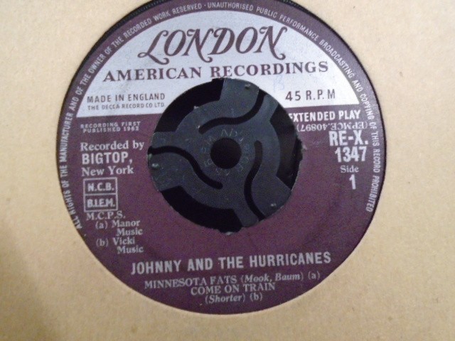 JOHNNY AND THE HURRICANES E.P " JOHNNY & HURRICANES " NO PIC SL. VG+ COND.