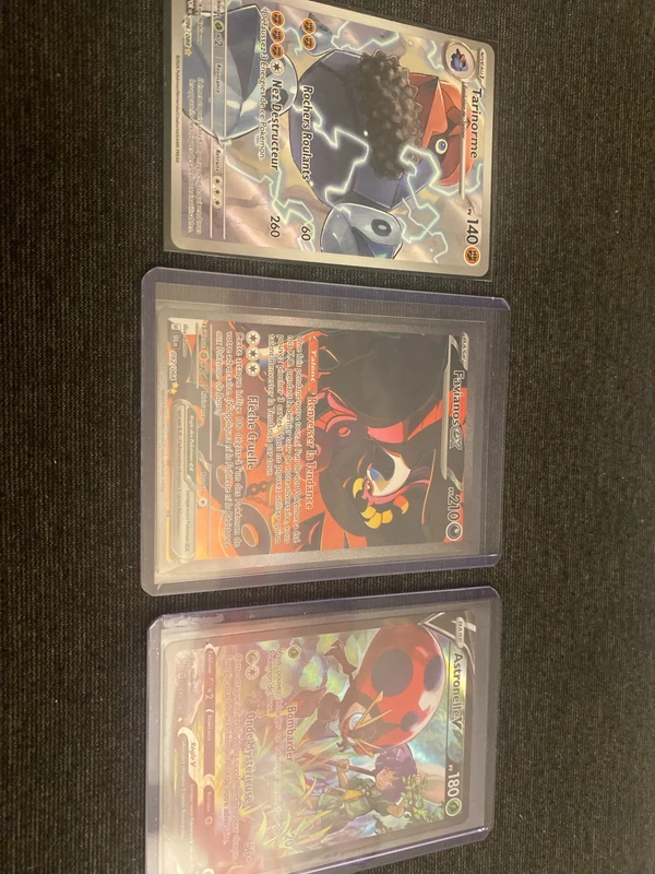 lot de 3 cartes rares sous sleeves