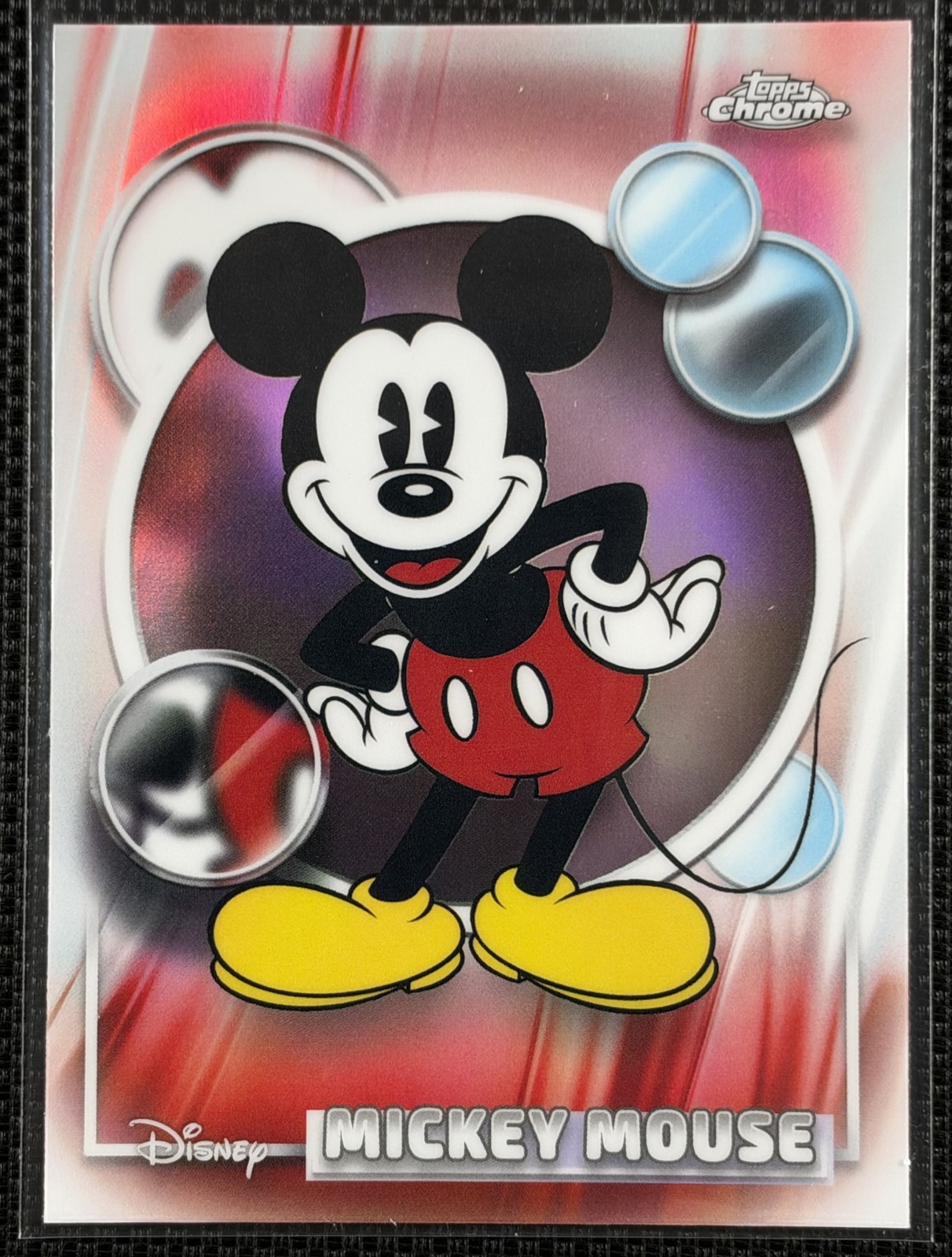 2026 Topps Chrome Disney Topolino #50 Rifrattore e Amici