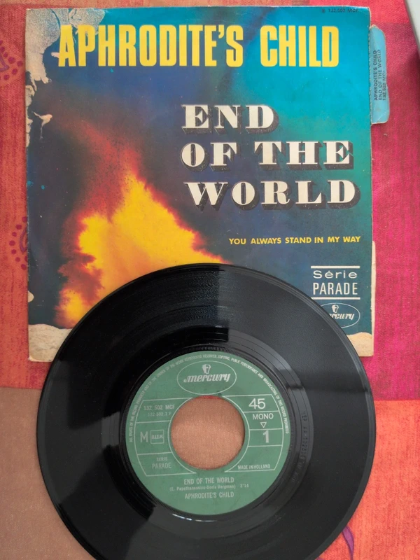 45 tours Aphrodite s child End of the world