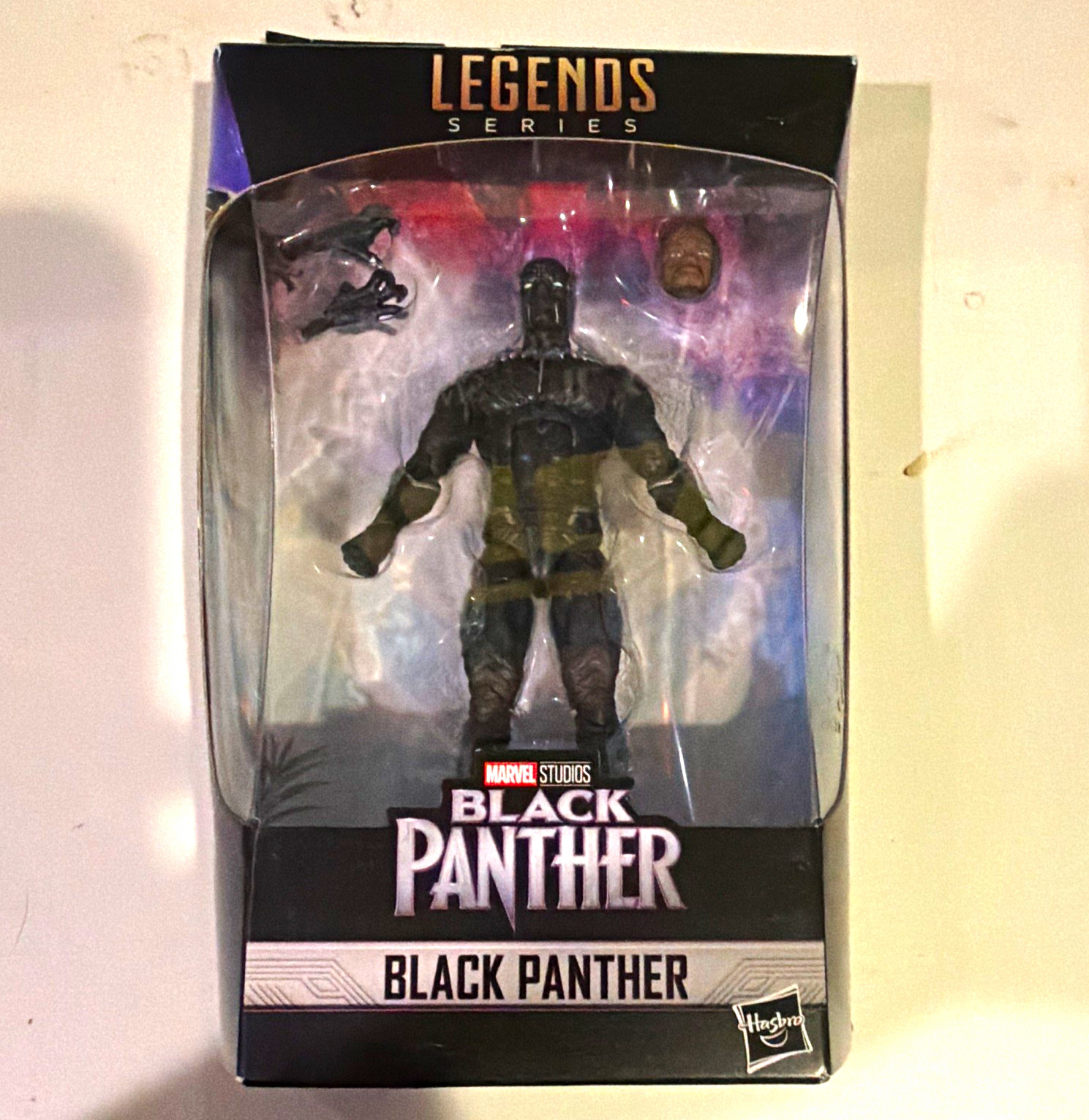 Hasbro Marvel Legends Series Modellino Pantera Nera in scatola con testa alternativa