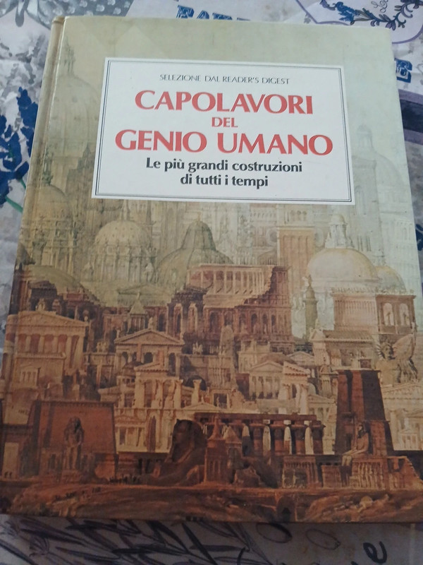 Grande libro copertina rigida capolavori del genio umano