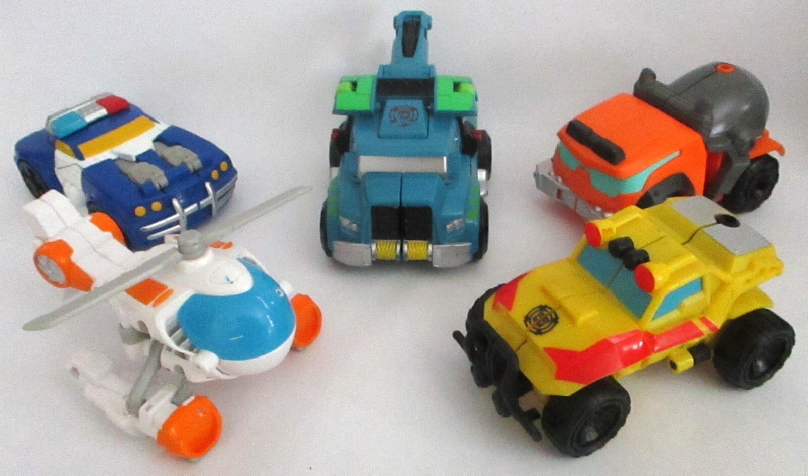 Lotto 5 action figure Hasbro Playskool Heroes Transformers Rescue Bots Bumblebee