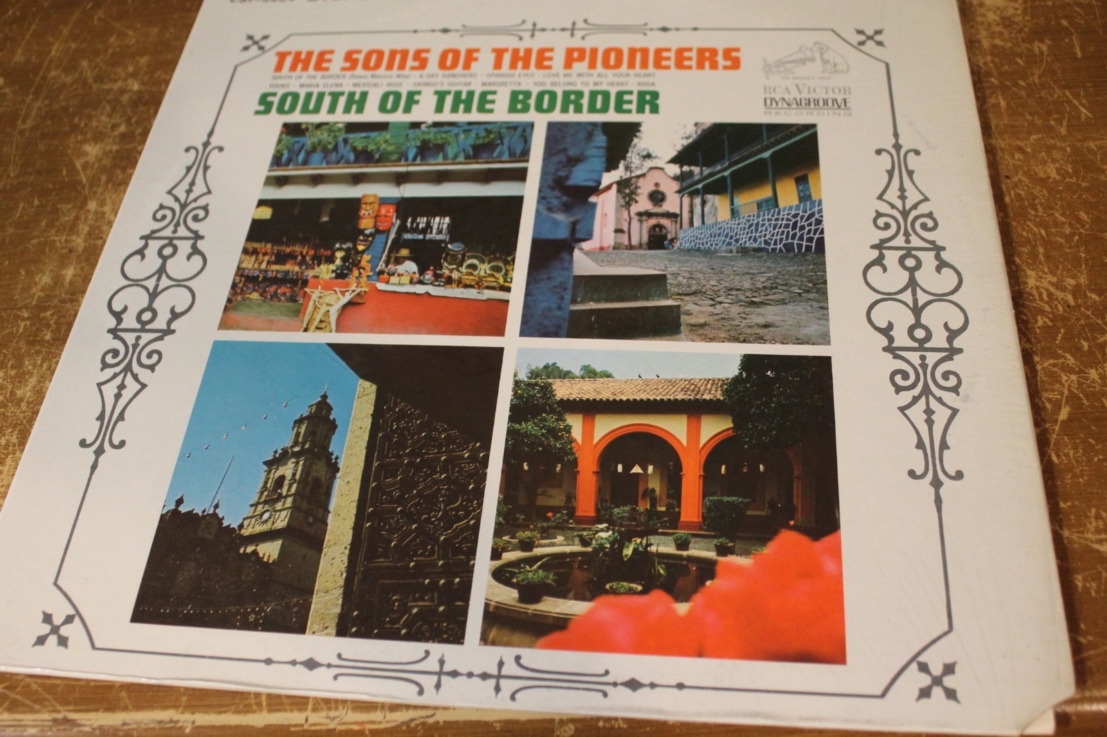 THE SONS OF THE PIONEERS SOUTH OF THE BORDER STEREO RECORD ALBUM