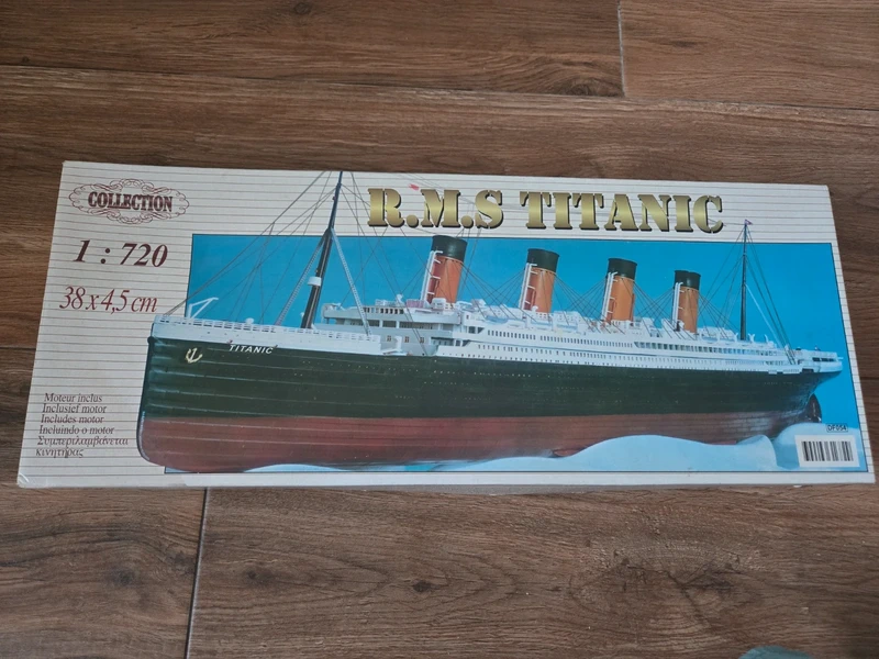 Modelo Titanic 1:720 Vintage