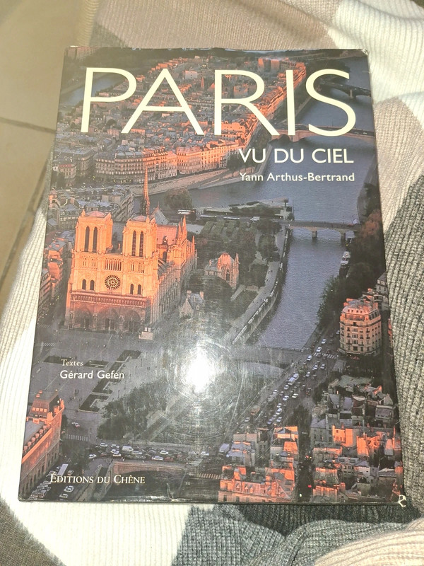 Paris, vu du ciel, livre
