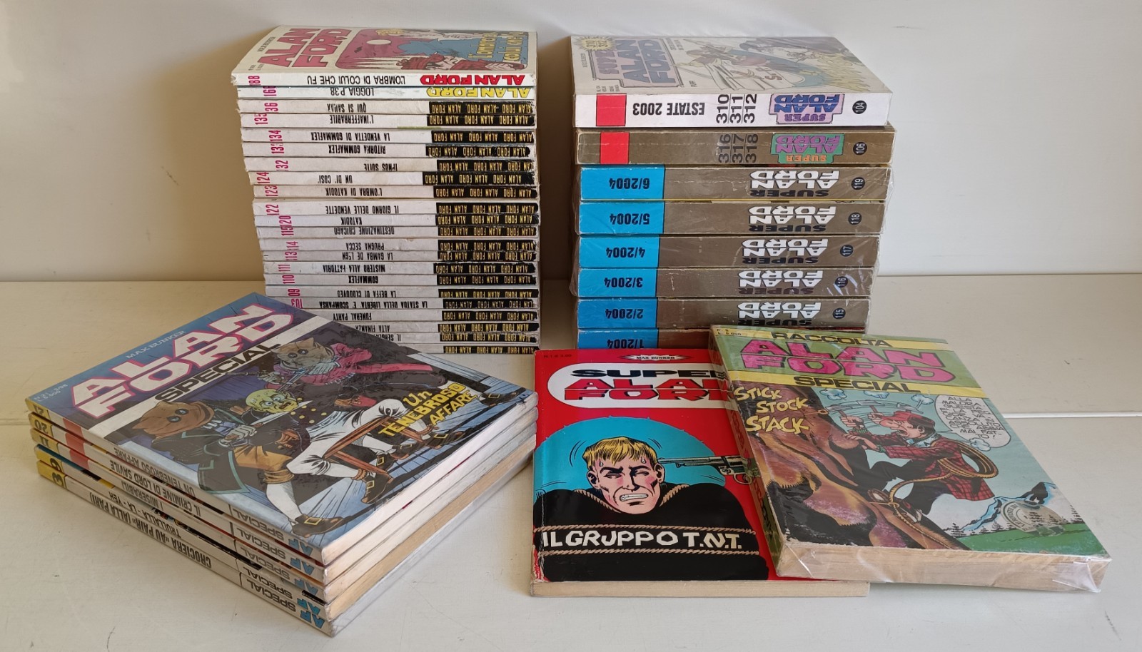 FUMETTI ALAN FORD LOTTO COMPOSTO DA 37 NUMERI