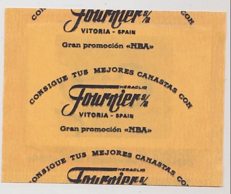 Cromo Adhesivo y  sobre NBA Fournier Larry Bird