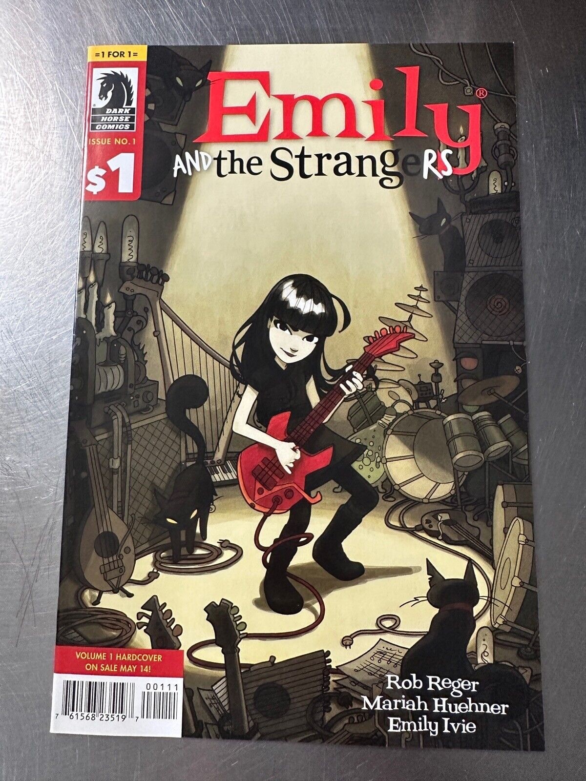 Emily And The Strangers 2014 Used Condition Comic Book