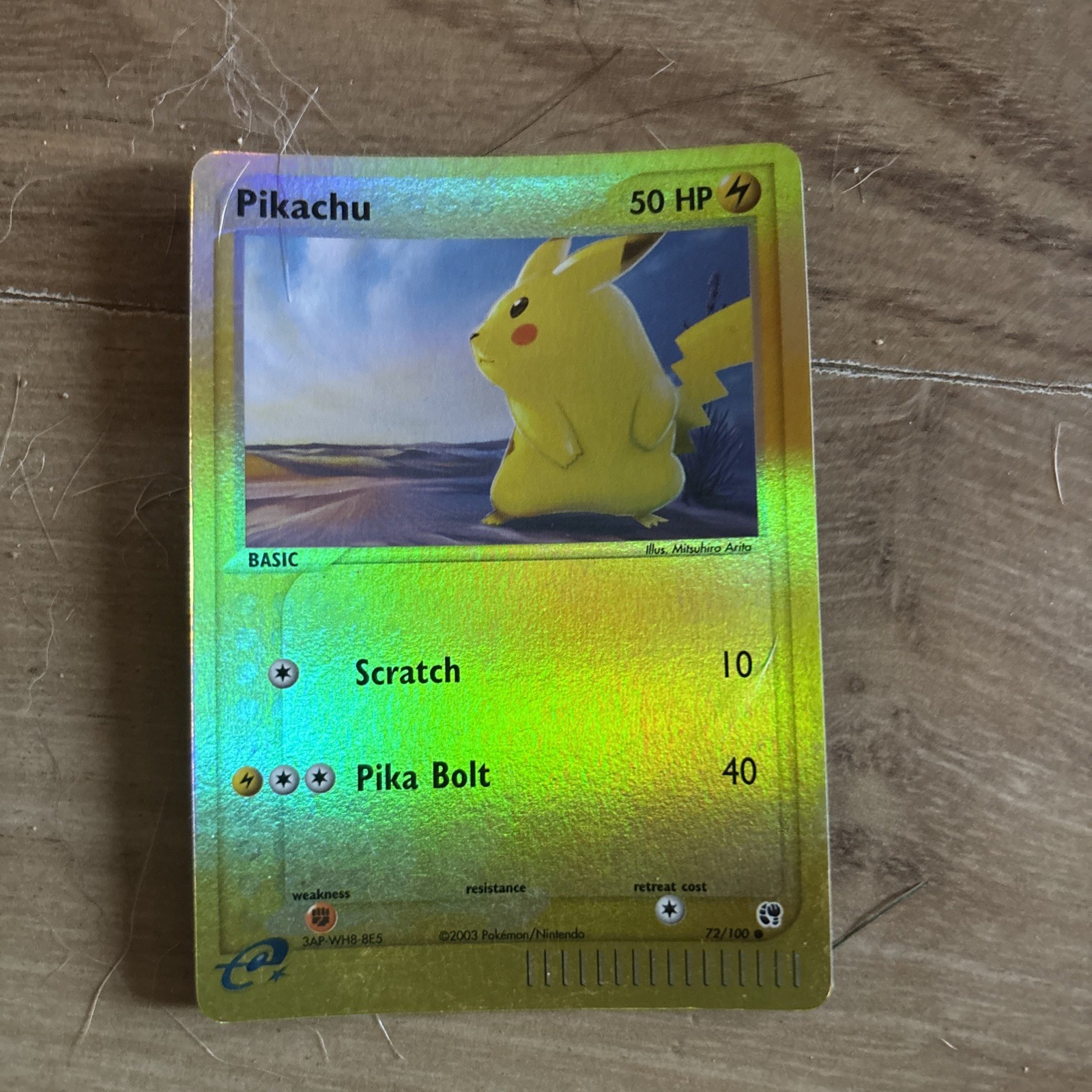 2004 Pokémon-Nintendo Game Card #72/100 Pikachu.