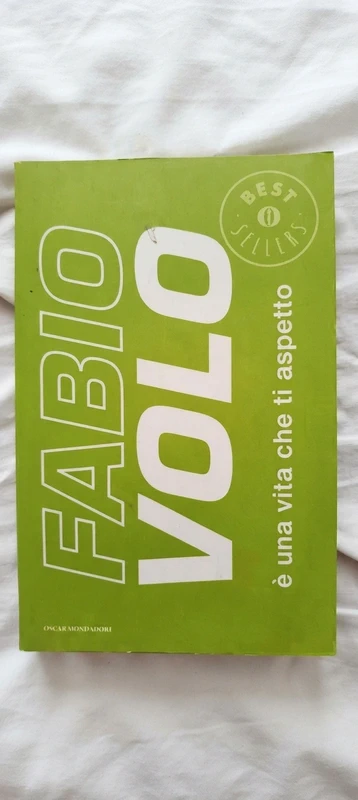 "È una vita che ti aspetto" - Fabio Volo (Oscar Mondadori)