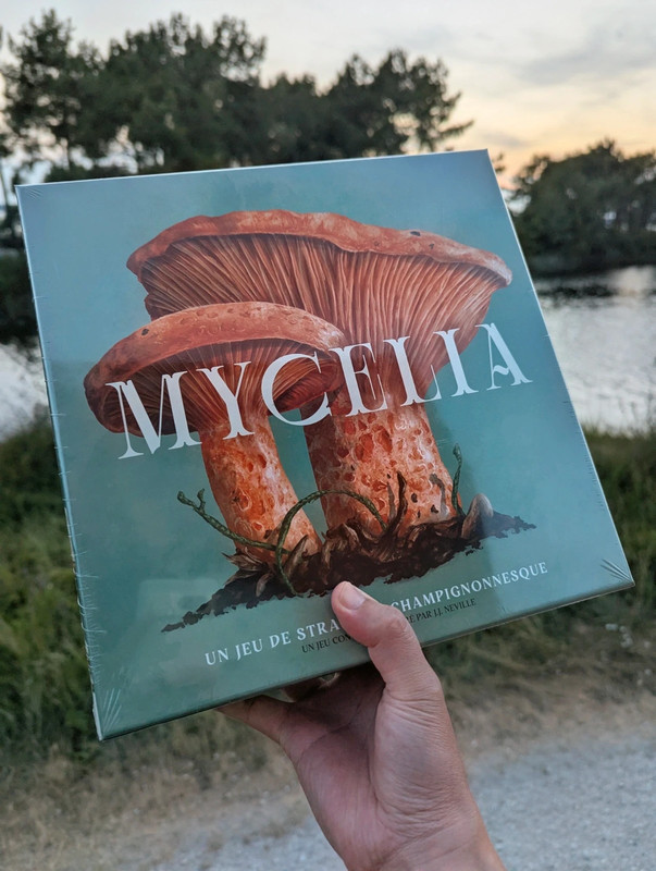 Jeux de société Mycelia French version