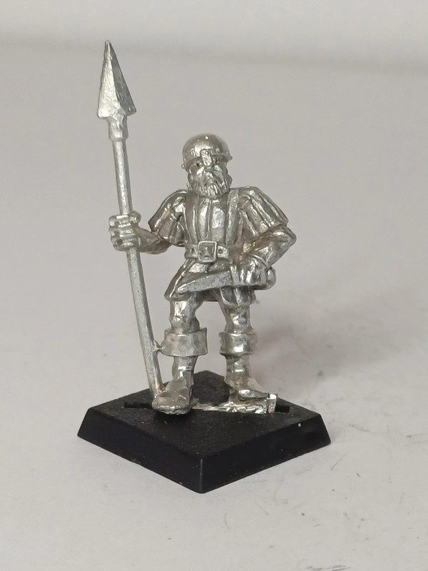 Marauder Miniatures CZ 23 - Citizen Militia with Spear & Sword (1989) Citadel