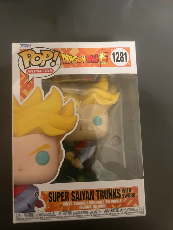 Funko pop di super sayan trunks con la spada