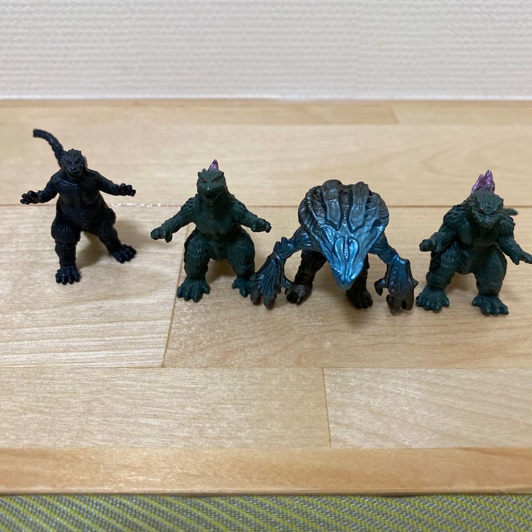 Raro set di 4 minifigure Godzilla 13a