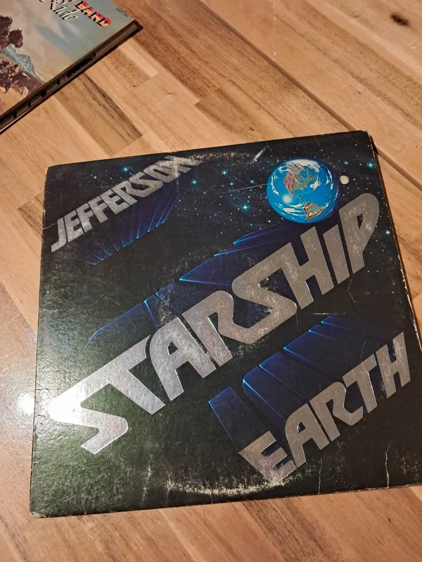 Lp 33t Jefferson starship earth