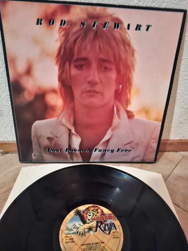 Rod Stewart - Foot Loose & Fancy Free