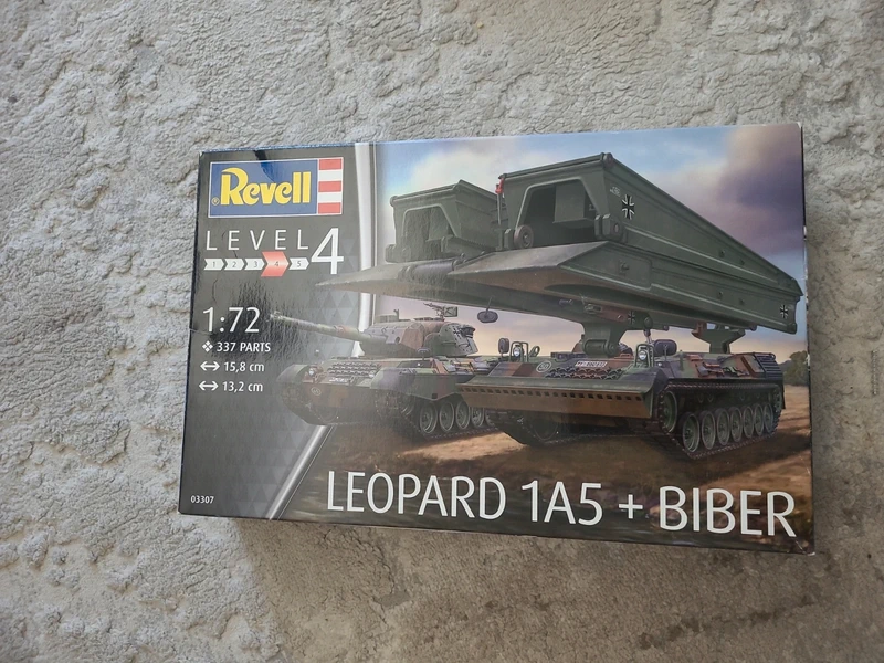 Revell Model Leopard 1A5+Biber