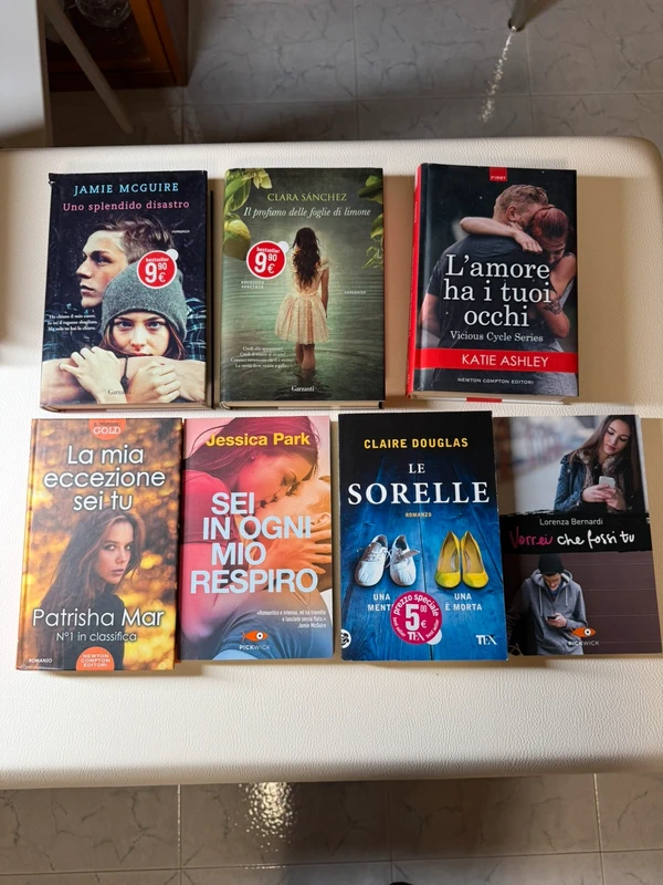 Lotto 7 Romanzi Rosa Young Adult Bestseller - McGuire, Sanchez, Douglas