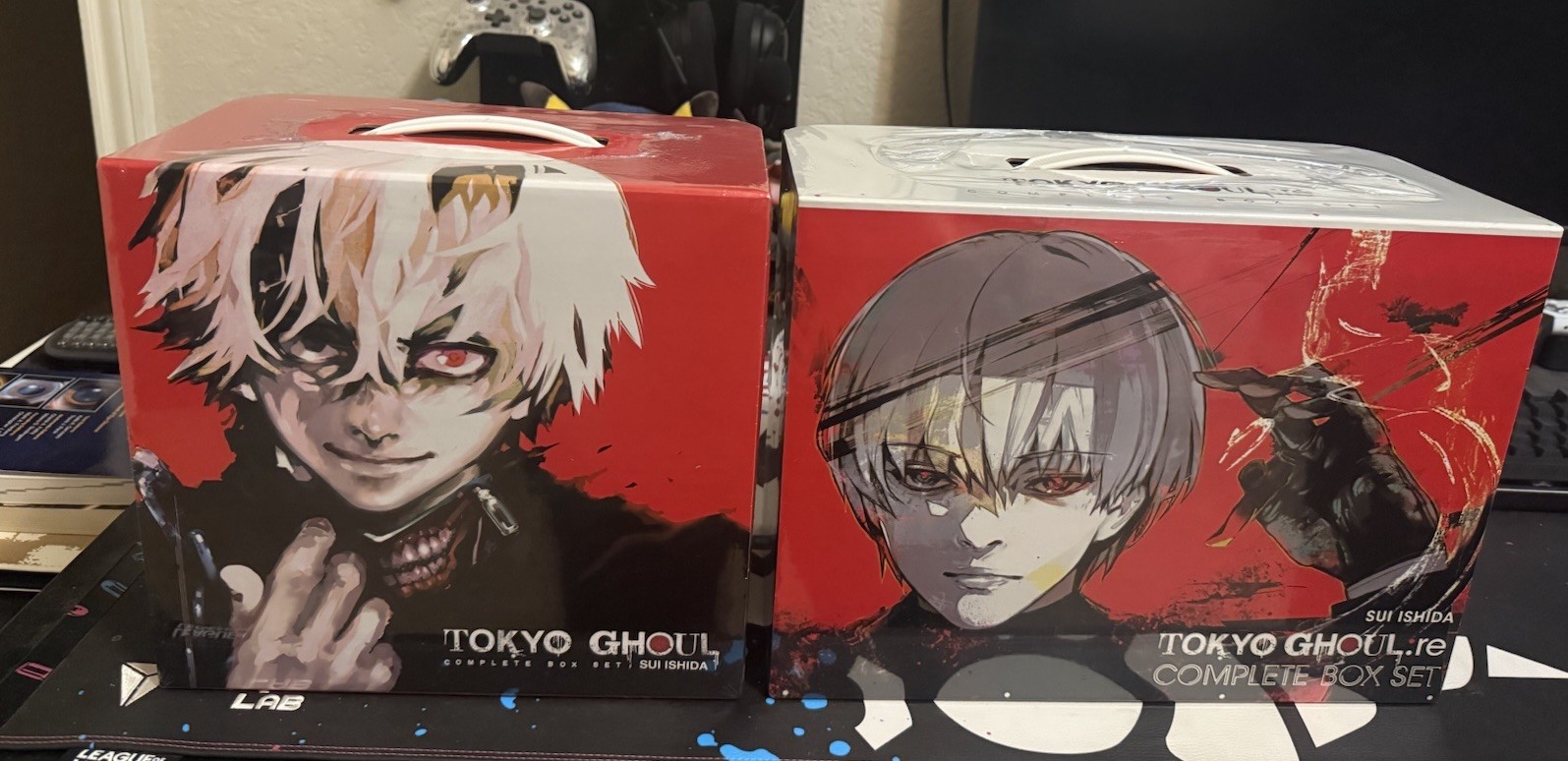 VIZ Tokyo Ghoul & re Manga cofanetto completo di Sui Ishida / ancora sigillato