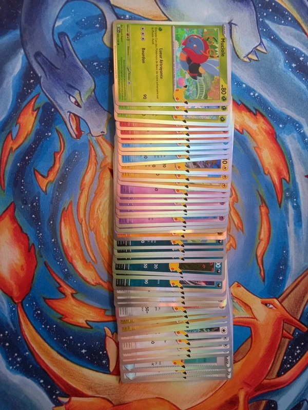 Lot 42 Holos Celebrations 30ans (pas de doublons)
