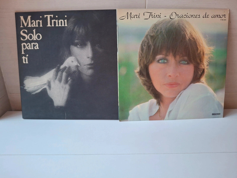 Lote de 2 vinilos de Mari Trini