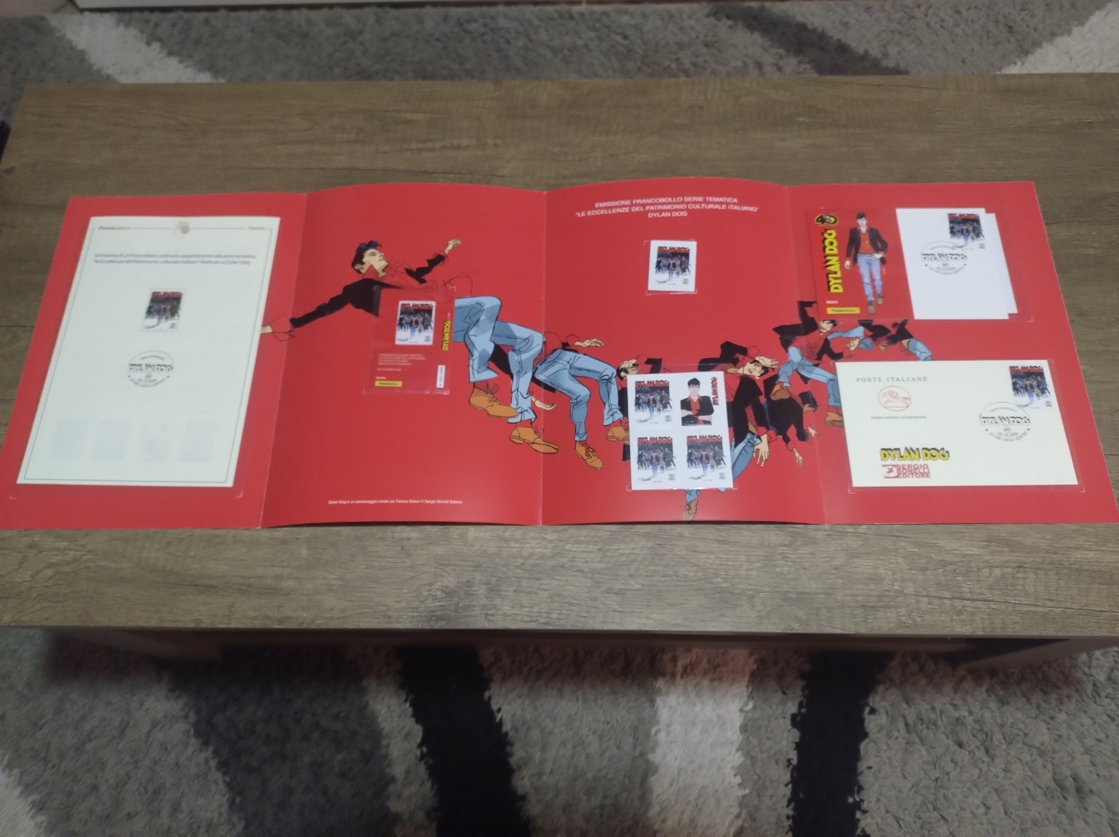 DYLAN DOG folder filatelico completo 40° anniversario poste italiane - Lucca 1^