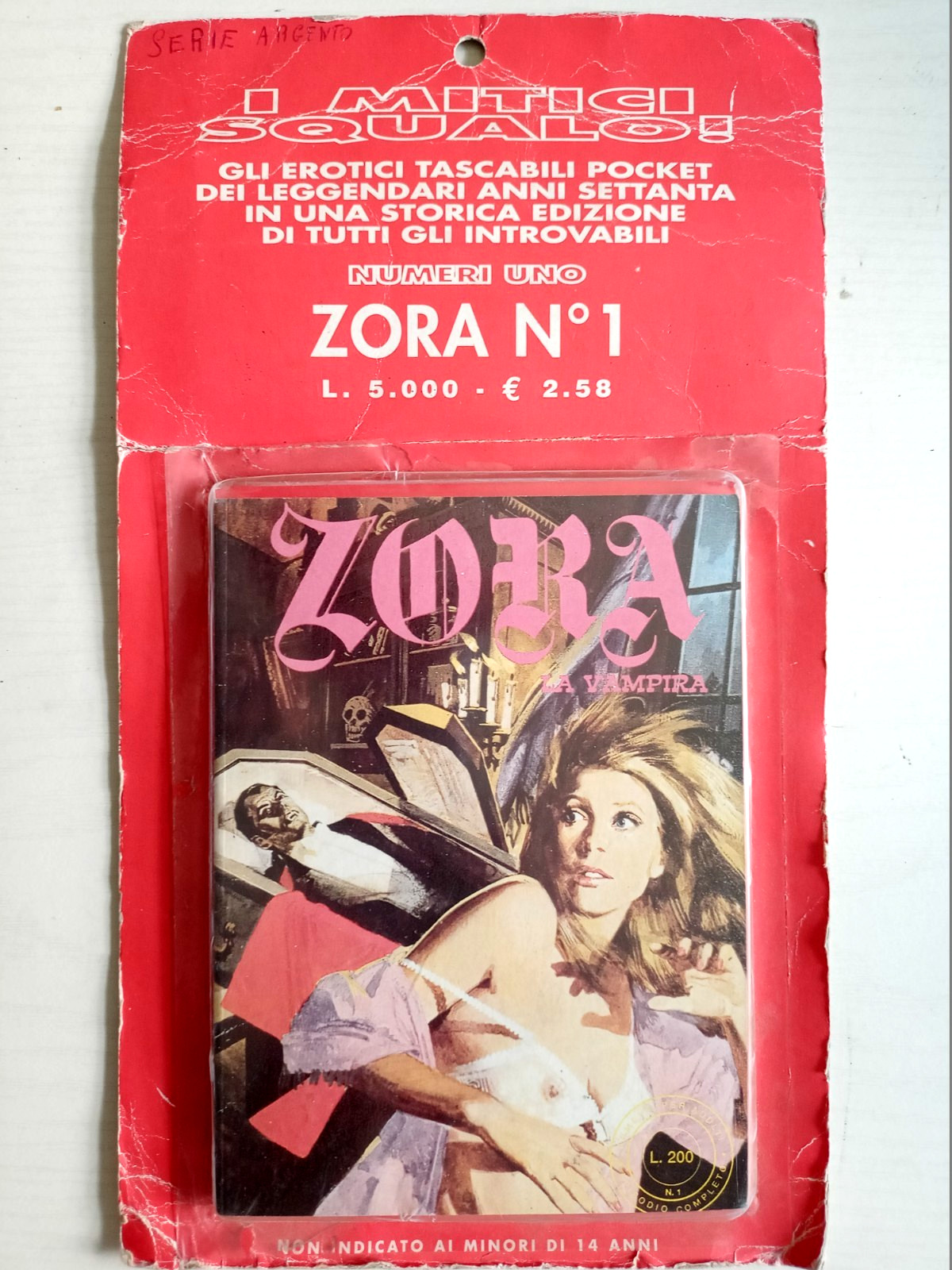 ZORA N°1 BLISTERATO SERIE I MITICI SQUALO- H